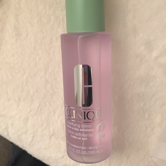 CLINIQUE - Picture 2 of 4